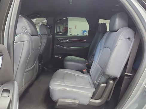 Used 2023 Buick Enclave Essence image 32