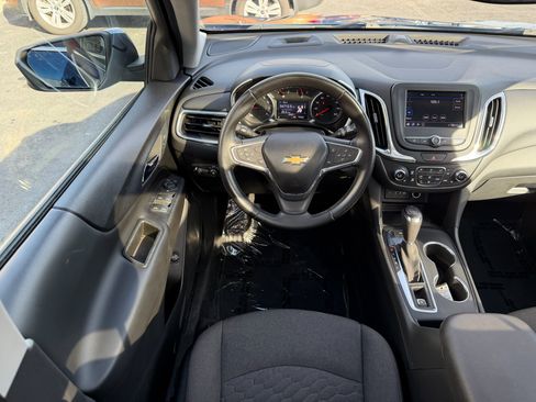 Used 2020 Chevrolet Equinox LT image 16