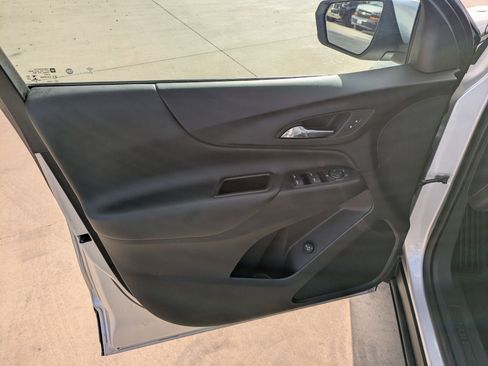 Certified 2022 Chevrolet Equinox LT image 11