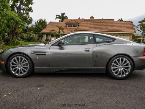 Used 2002 Aston Martin Vanquish RWD image 3