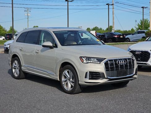 Used 2023 Audi Q7 3.0T Premium Plus w/ Premium Plus Package AWD/4WD image 1