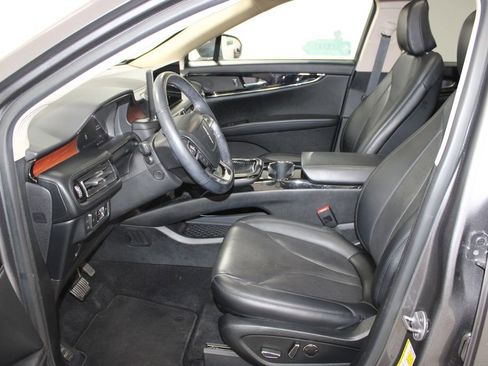 Used 2022 Lincoln Nautilus Reserve w/ Monochromatic Package image 22