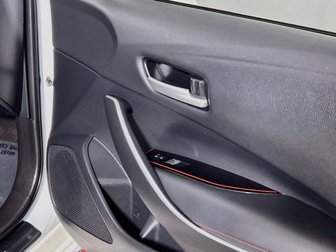 Used 2023 Toyota Corolla SE FWD image 32