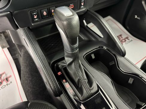 Used 2022 Nissan Frontier PRO-4X w/ Pro-4X Premium Package image 23