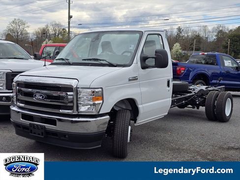 New 2027 Ford E-450 and Econoline 450 Super Duty w/ Ambulance Prep Package image 1