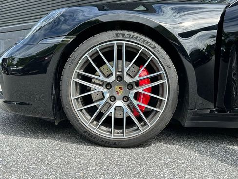 Certified 2021 Porsche 911 Carrera S RWD image 14