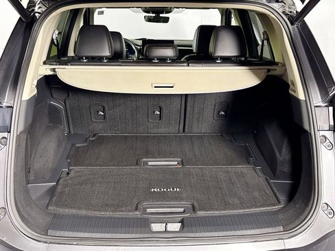 Used 2024 Nissan Rogue SL image 21