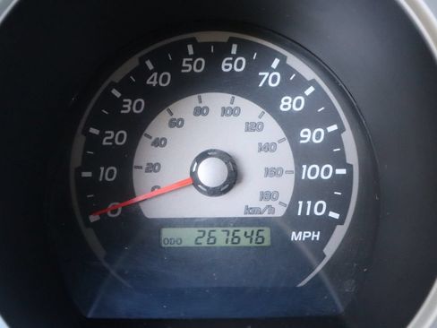 Used 2005 Toyota 4Runner Sport AWD/4WD image 42