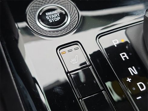 Used 2024 Kia Niro EX image 27