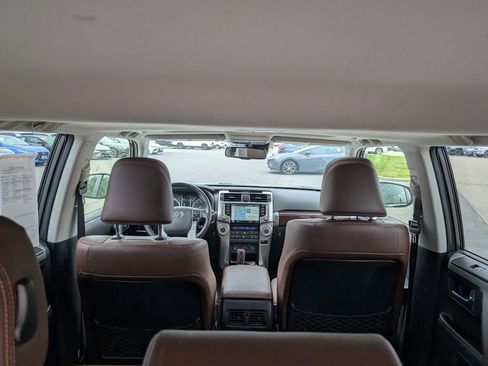 Used 2023 Toyota 4Runner Limited AWD/4WD image 14