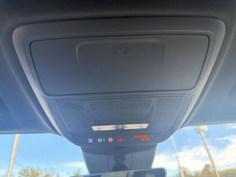 New 2026 Chevrolet Traverse LT w/ Midnight/Sport Edition image 26