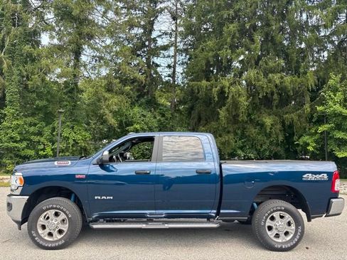 Used 2022 RAM 2500 Big Horn w/ Level A Equipment Group AWD/4WD image 3