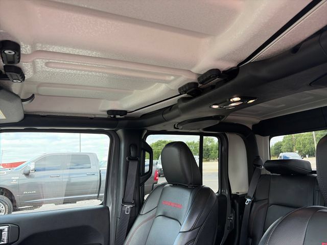 Used 2023 Jeep Gladiator Rubicon w/ Cold Weather Group AWD/4WD image 20