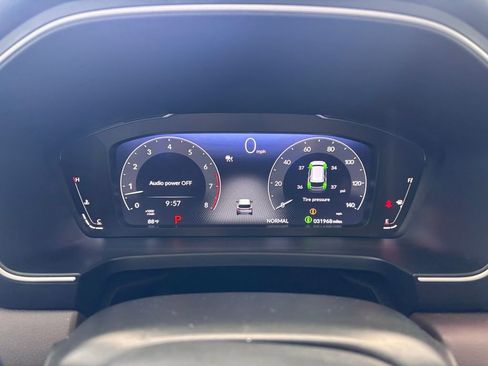 Used 2025 Honda Pilot Elite image 26