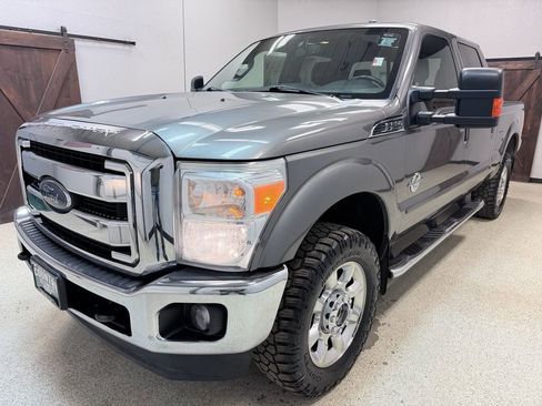 Used 2014 Ford F250 Lariat w/ Lariat Ultimate Package image 3