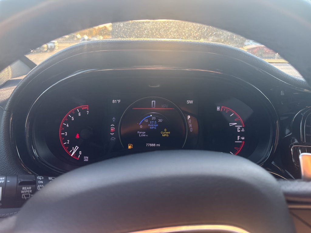 Used 2022 Dodge Durango GT RWD image 17