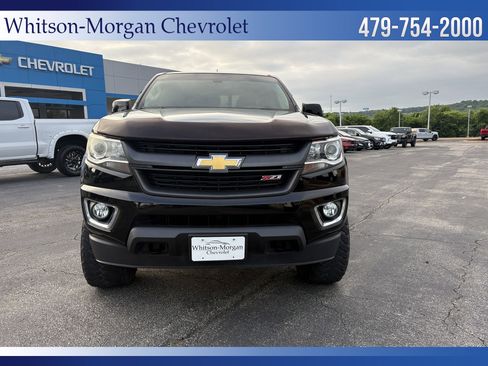 Used 2020 Chevrolet Colorado Z71 AWD/4WD image 2