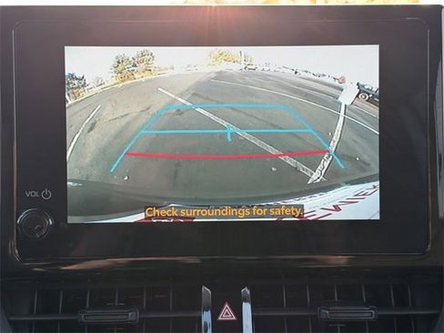 Used 2023 Toyota Corolla Cross LE image 36