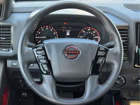 Used 2024 Nissan Frontier PRO-4X w/ Off-Road Protection Package image 11