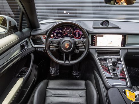 Certified 2023 Porsche Panamera 4 AWD/4WD image 12
