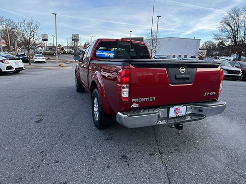 Used 2016 Nissan Frontier SV image 6