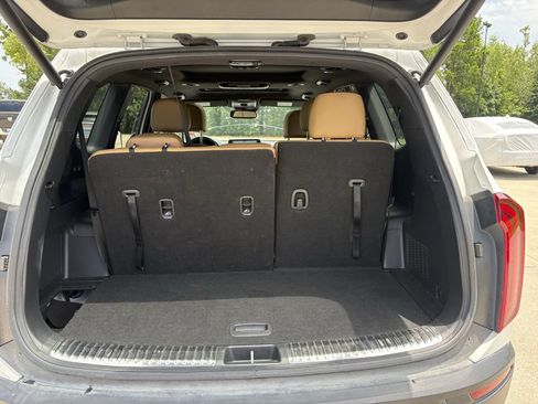 Used 2022 Kia Telluride SX w/ Nightfall Edition Package AWD/4WD image 29