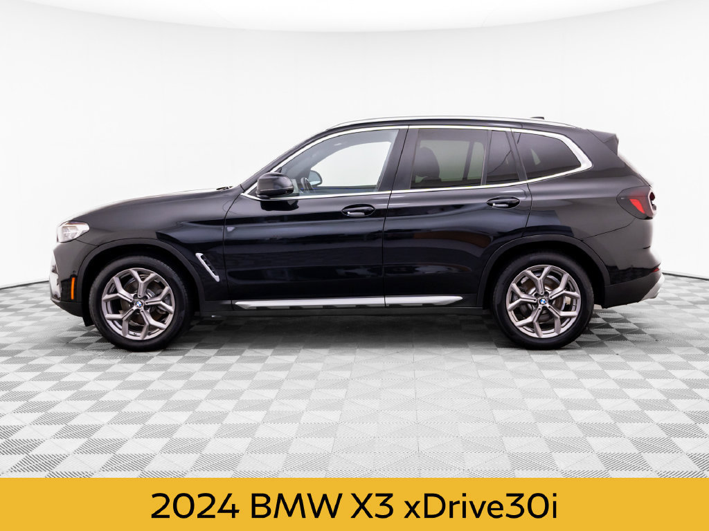 Used 2024 BMW X3 xDrive30i w/ Premium Package w/ZPA AWD/4WD image 2
