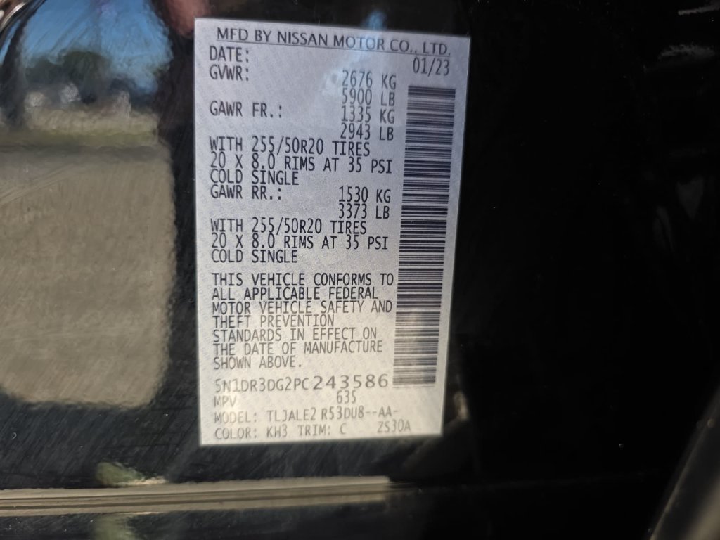 Used 2023 Nissan Pathfinder Platinum w/ Cargo Package FWD image 34