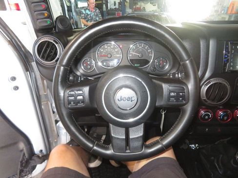 Used 2012 Jeep Wrangler Sport image 30