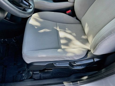 Used 2019 Honda HR-V LX image 18
