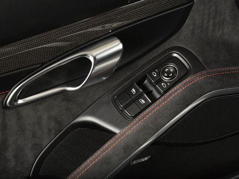 Used 2019 Porsche 911 GT3 RWD image 18