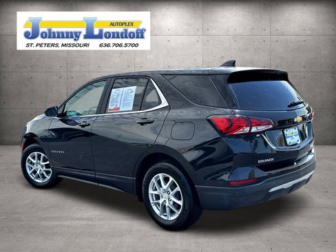 Used 2024 Chevrolet Equinox LT w/ LPO, Floor Liner Package FWD image 3