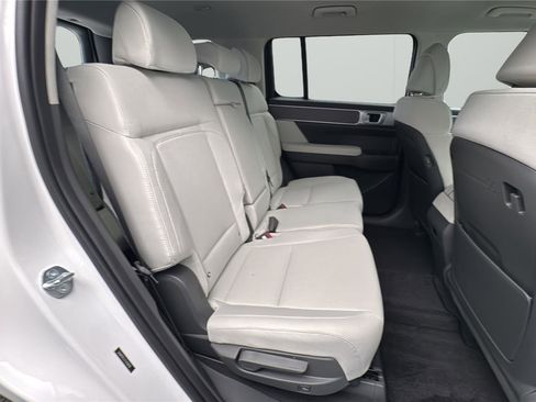 New 2026 Hyundai Santa Fe SE FWD image 15