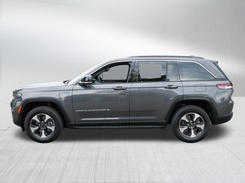 Used 2024 Jeep Grand Cherokee Limited 4xe AWD/4WD image 4