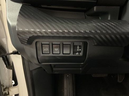 Used 2023 Subaru Ascent Premium w/ Convenience Package AWD/4WD image 29