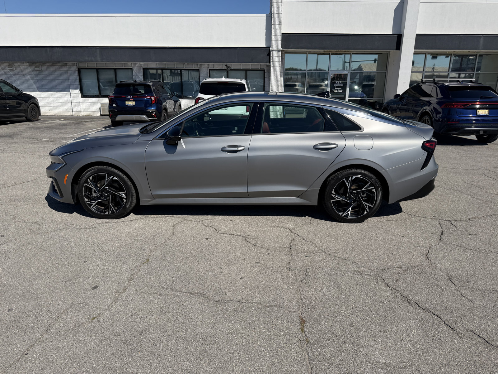 Used 2025 Kia K5 GT-Line w/ GT-Line Premium Package FWD image 6