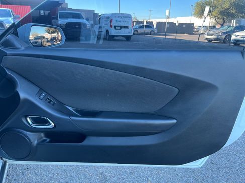Used 2015 Chevrolet Camaro LT image 17