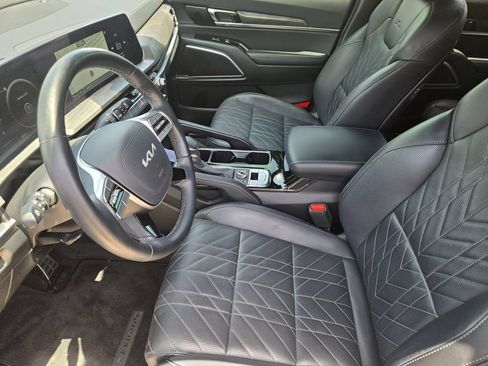 Certified 2025 Kia Telluride SX Prestige X-Line AWD/4WD image 18