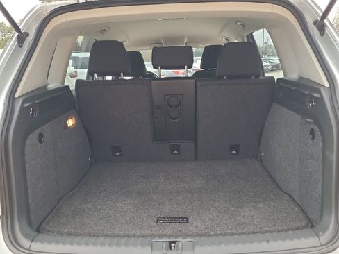 Used 2017 Volkswagen Tiguan Limited w/ Premium Package image 17