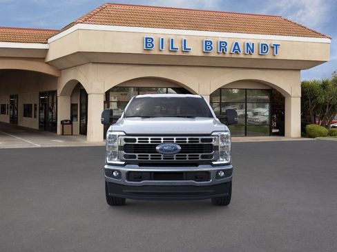 New 2026 Ford F250 XLT w/ FX4 Off-Road Package AWD/4WD image 7