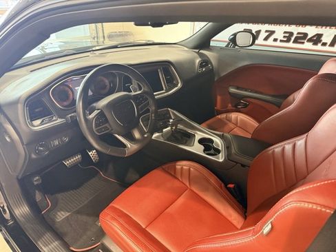 Used 2019 Dodge Challenger SRT Hellcat Redeye image 13