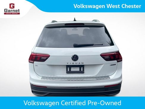 Used 2022 Volkswagen Tiguan SE R-Line AWD/4WD image 11