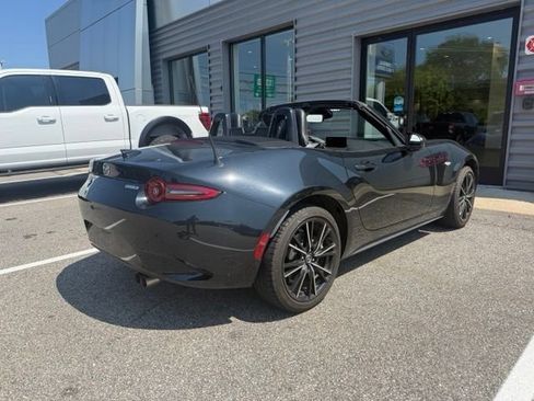 Used 2024 MAZDA MX-5 Miata Grand Touring w/ Weather Package RWD image 4