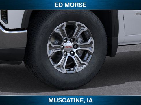 New 2026 GMC Sierra 1500 SLE w/ Preferred Package image 9
