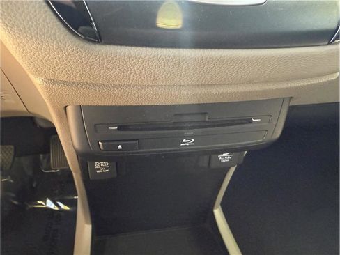 Used 2018 Honda Odyssey Elite image 15