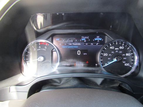 Used 2021 Ford F350 King Ranch w/ King Ranch Ultimate Package AWD/4WD image 15