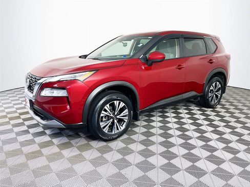 Used 2023 Nissan Rogue SV image 4