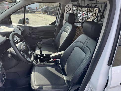 Used 2022 Ford Transit Connect XL image 11