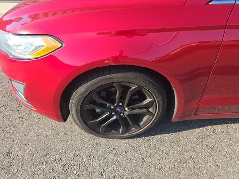 Used 2020 Ford Fusion SE w/ Equipment Group 151A FWD image 6