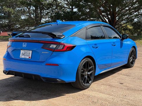 Used 2024 Honda Civic Sport image 3